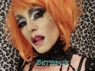 Betsy_duz