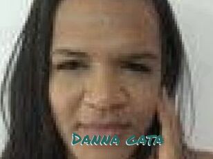Danna_gata